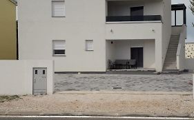 B&L Apartments